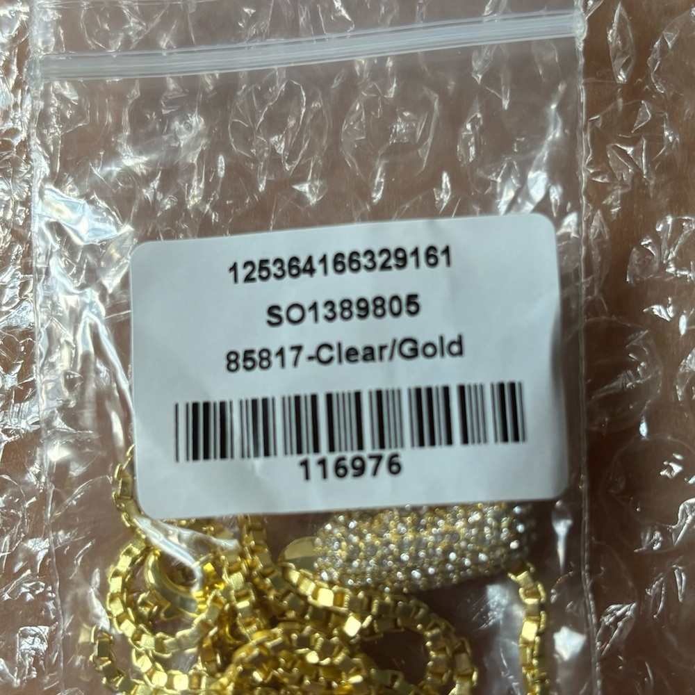 Pave bubble initial necklace - Picture 5 of 5